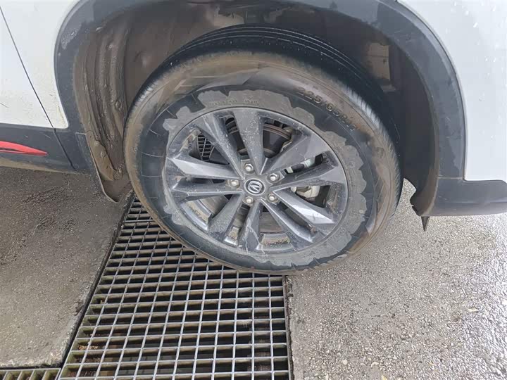 Фото 9 - Changan CS75