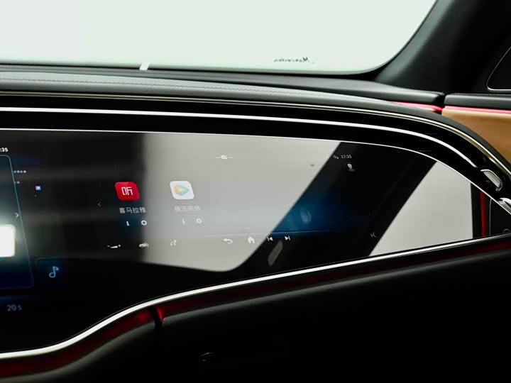 Фото 24 - Mercedes-Benz E-Class