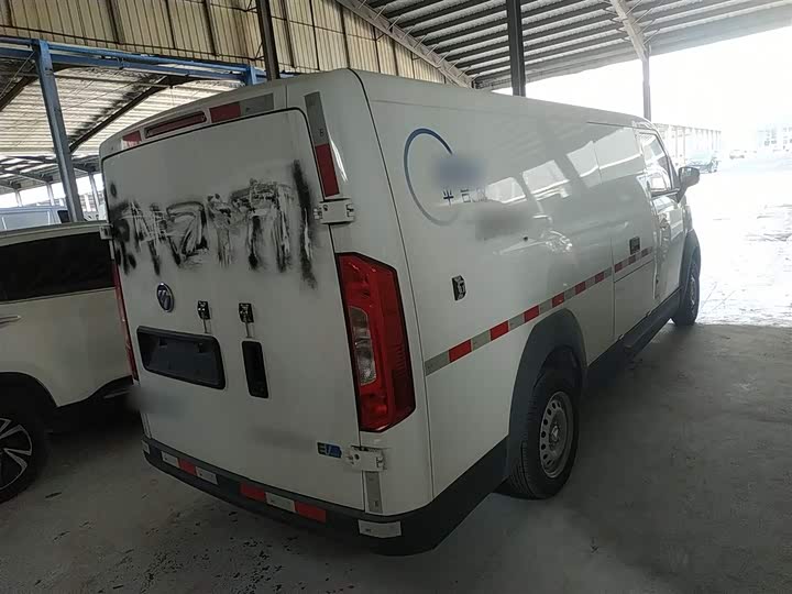 Фото 7 - Foton Smart Smurf E7