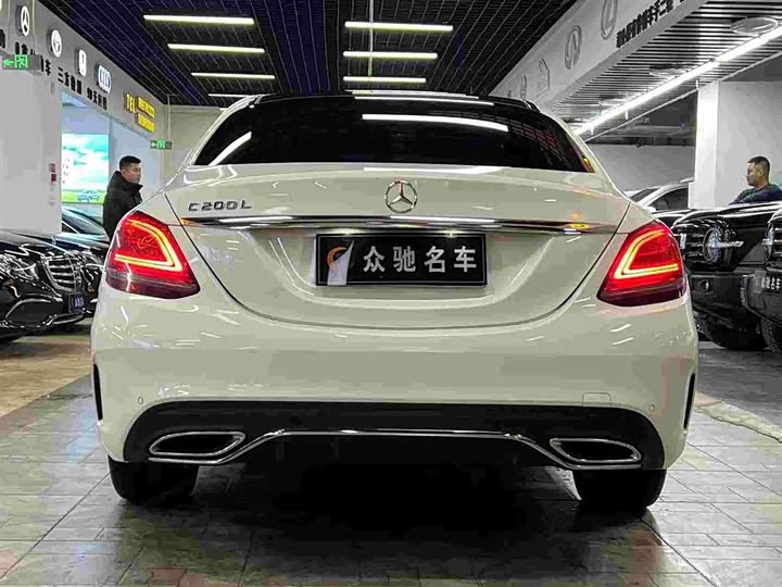 Фото 7 - Mercedes-Benz C-Class