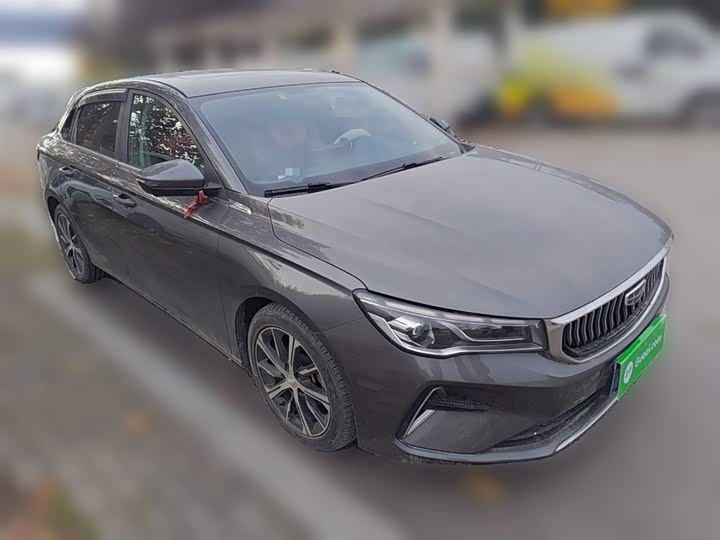 Фото 4 - Geely Emgrand