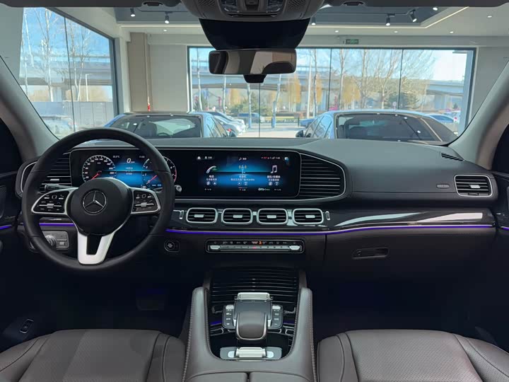 Фото 17 - Mercedes-Benz GLS-Class