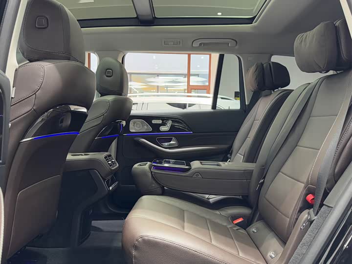 Фото 19 - Mercedes-Benz GLS-Class