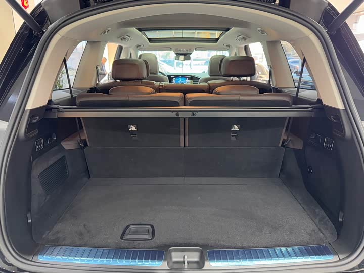 Фото 22 - Mercedes-Benz GLS-Class