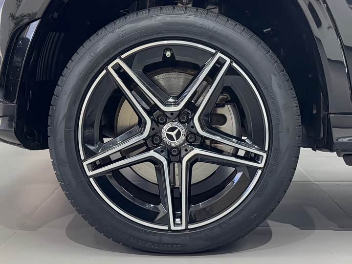 Фото 26 - Mercedes-Benz GLS-Class