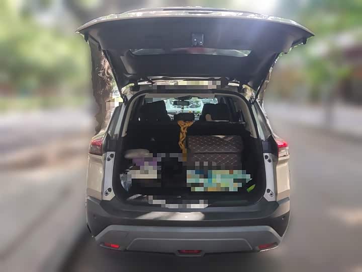 Фото 10 - Nissan X-Trail