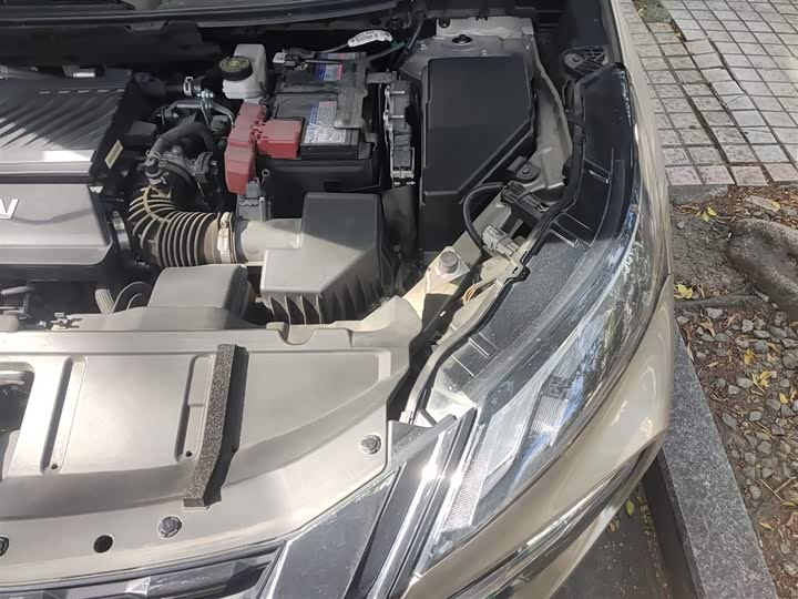 Фото 22 - Nissan X-Trail