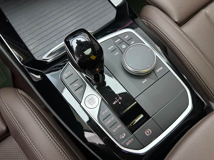 Фото 25 - BMW X3