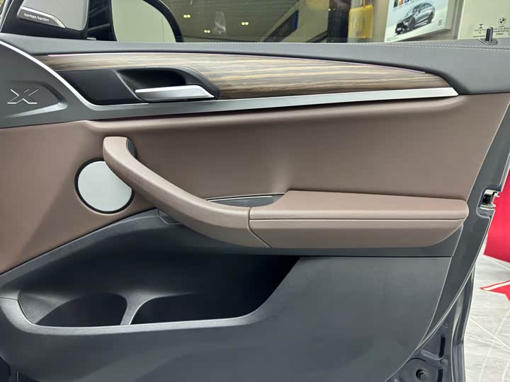 Фото 33 - BMW X3