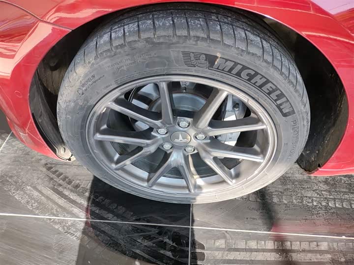 Фото 23 - Tesla Model 3