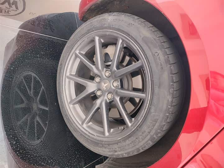 Фото 26 - Tesla Model 3