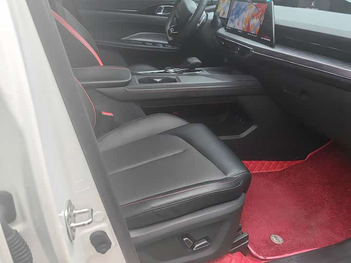 Фото 12 - Changan Oshan Z6