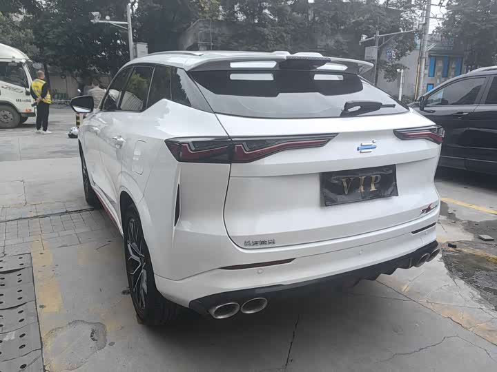 Фото 14 - Changan Oshan Z6