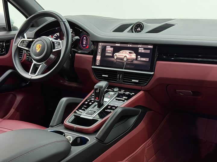 Фото 22 - Porsche Cayenne