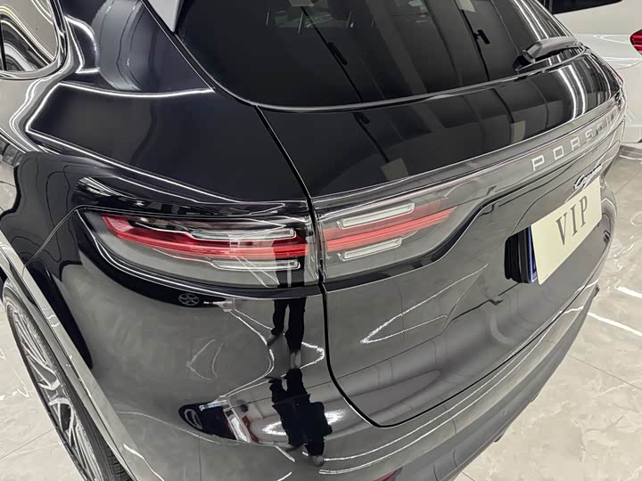 Фото 18 - Porsche Cayenne