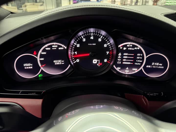 Фото 8 - Porsche Cayenne