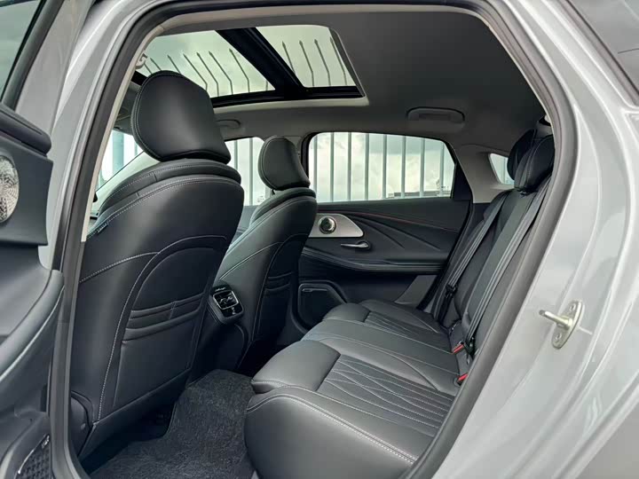 Фото 11 - Chery Arrizo 8