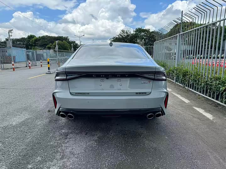 Фото 14 - Chery Arrizo 8