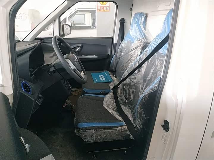 Фото 15 - Foton Smart Smurf E7