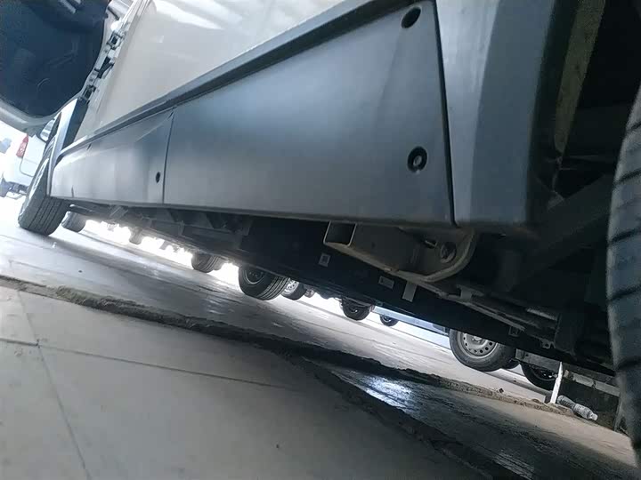 Фото 22 - Foton Smart Smurf E7