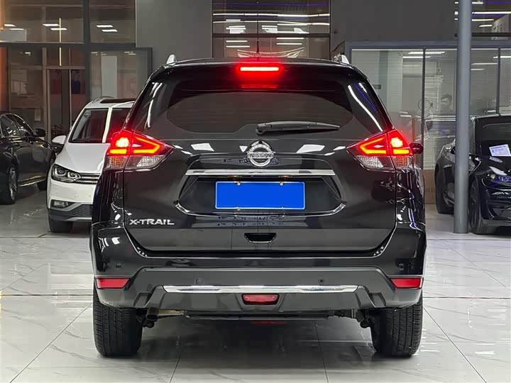Фото 5 - Nissan X-Trail