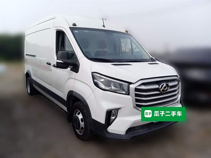 Фото 26 - Maxus V90