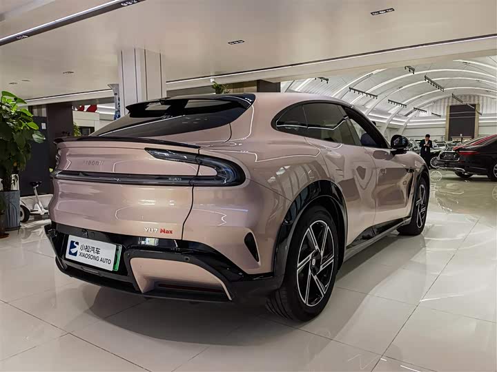 Фото 4 - Xiaomi YU7