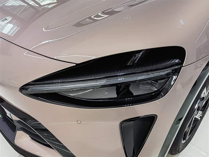 Фото 5 - Xiaomi YU7