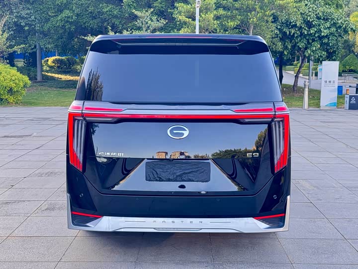 Фото 5 - GAC Trumpchi E9