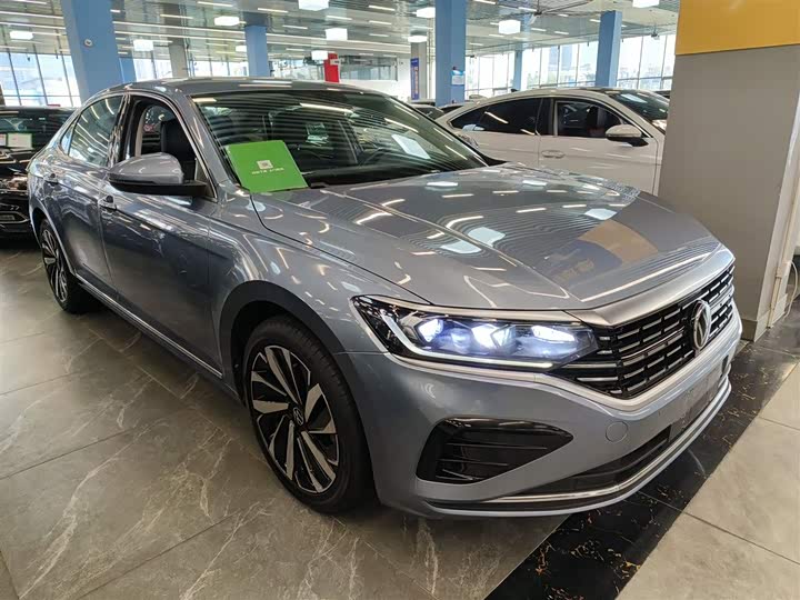 Фото 4 - Volkswagen Passat