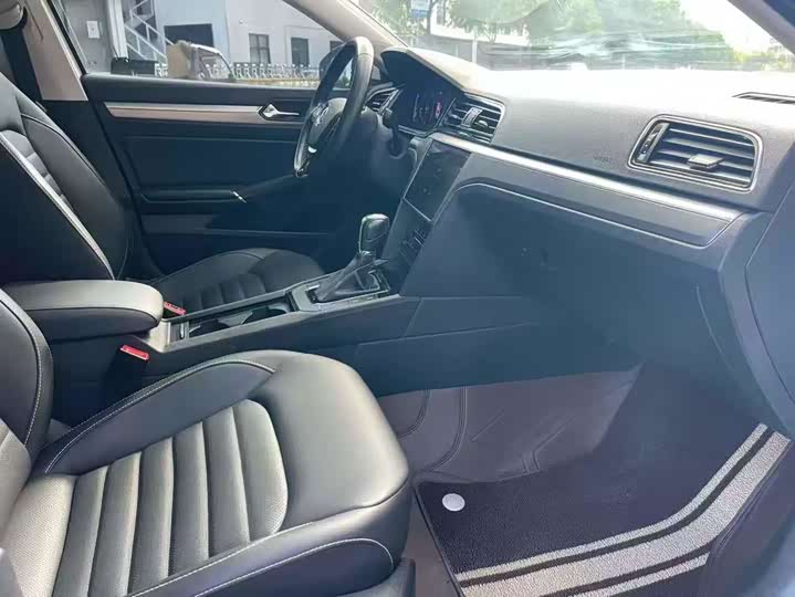 Фото 6 - Volkswagen Lamando L