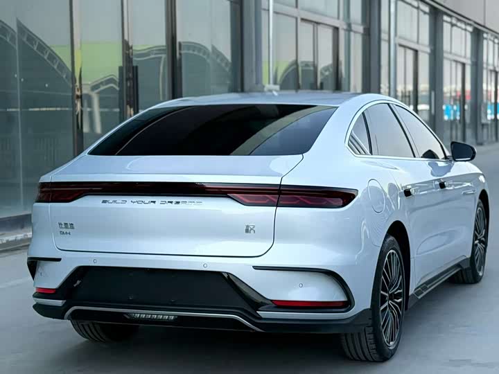 Фото 6 - BYD Han