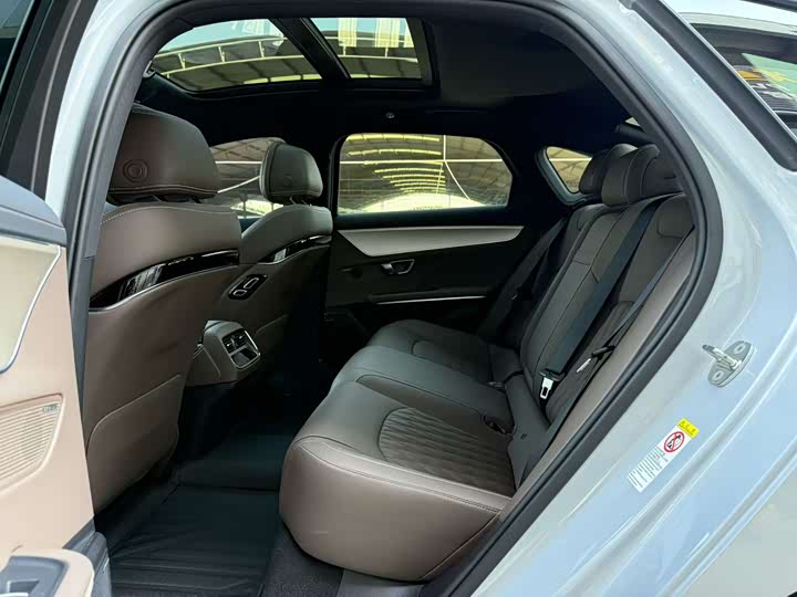 Фото 8 - BYD Han