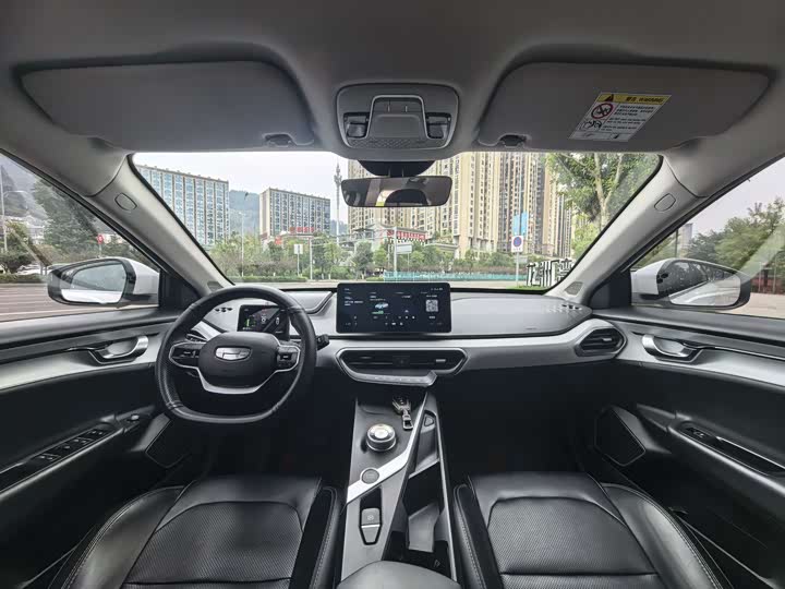 Фото 11 - Geely Geometry A