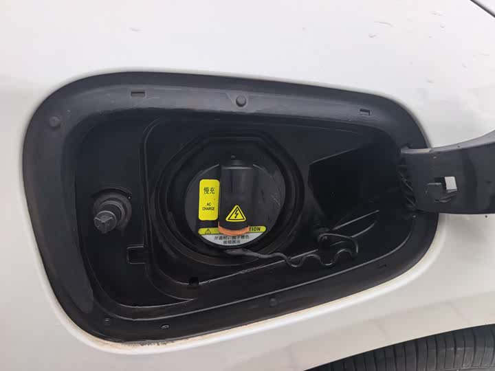 Фото 15 - Geely Geometry A