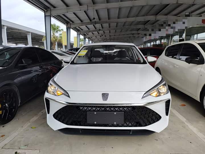 Фото 3 - Roewe i5