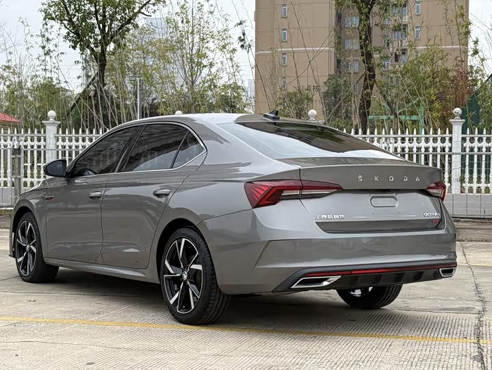 Фото 5 - Skoda Octavia Pro