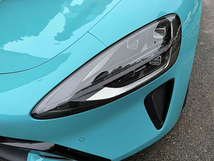 Фото 11 - Xiaomi SU7