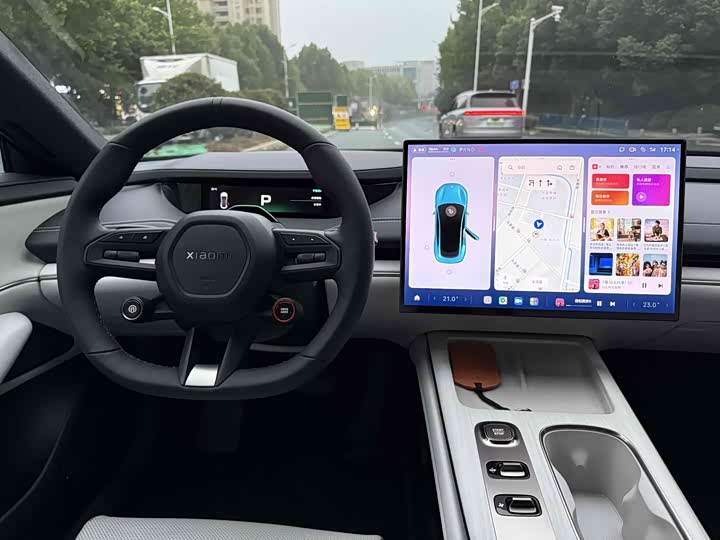 Фото 14 - Xiaomi SU7