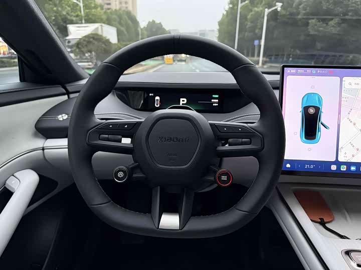 Фото 15 - Xiaomi SU7