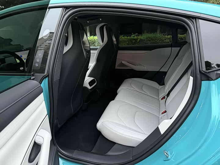 Фото 7 - Xiaomi SU7