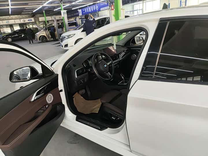 Фото 5 - BMW 1 Series