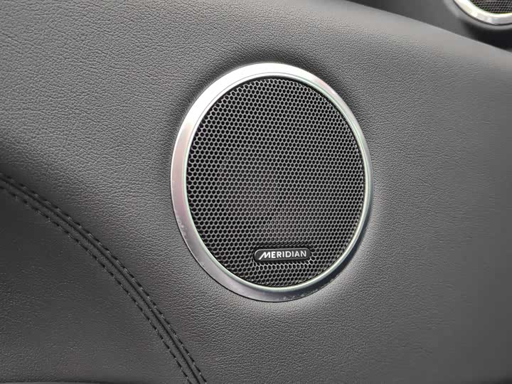 Фото 9 - Land Rover Range Rover Sport