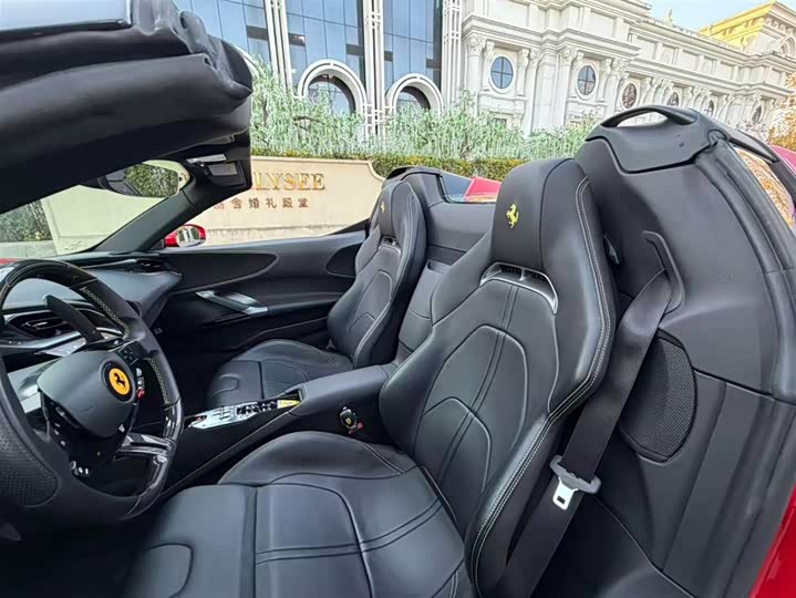 Фото 28 - Ferrari SF90