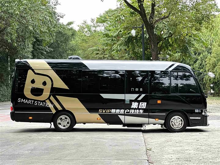 Фото 3 - Toyota Coaster