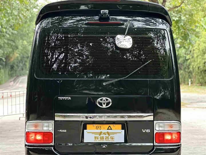 Фото 5 - Toyota Coaster