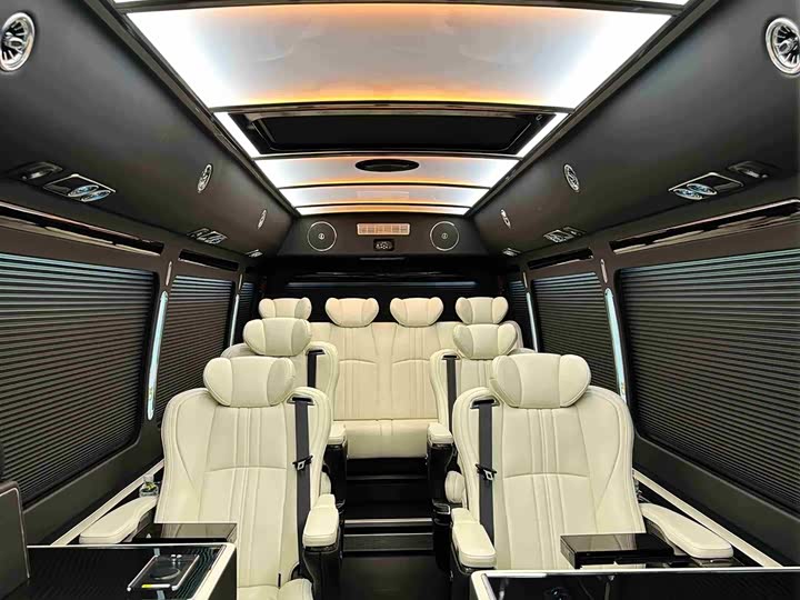 Фото 7 - Toyota Coaster