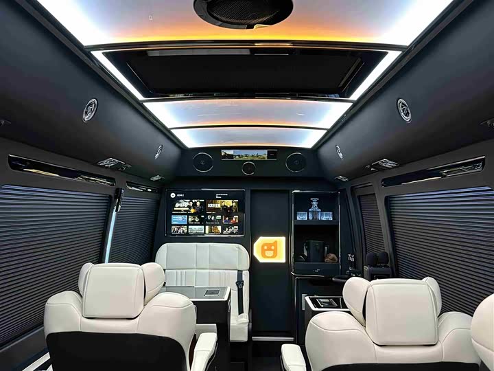 Фото 8 - Toyota Coaster