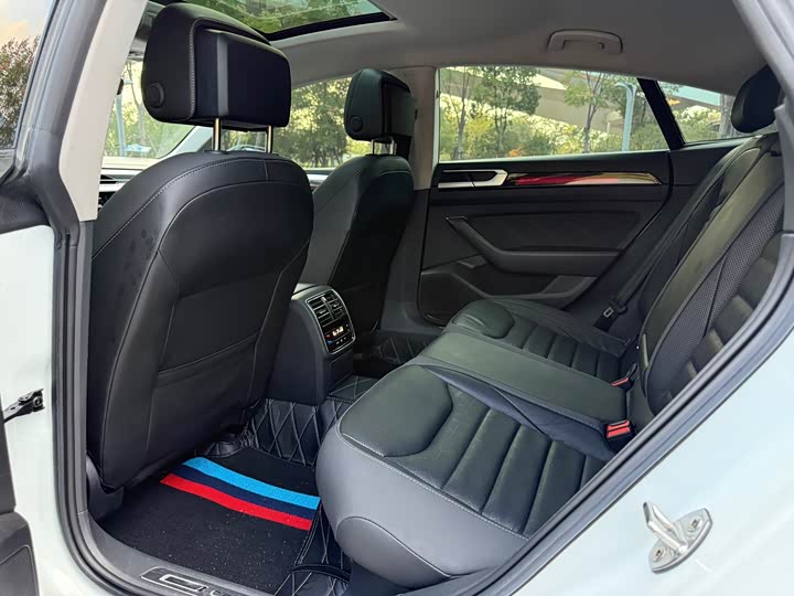 Фото 14 - Volkswagen CC