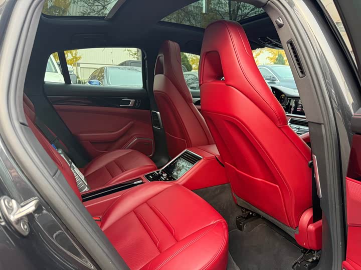 Фото 11 - Porsche Panamera Hybrid